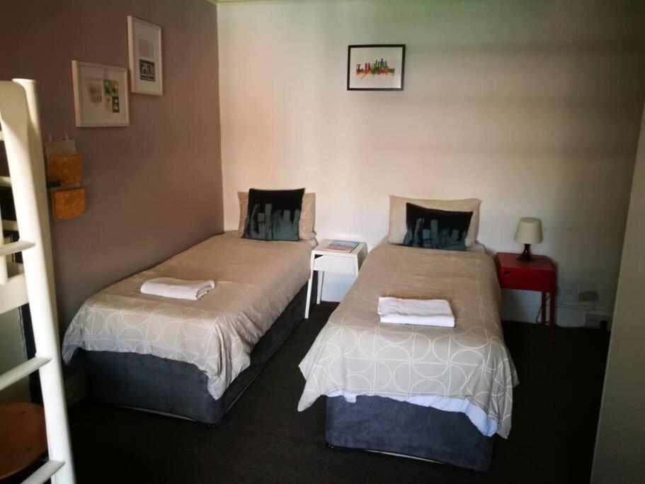 The Kingsview Townhouse - Boutique Hostel EDI Eksteriør billede